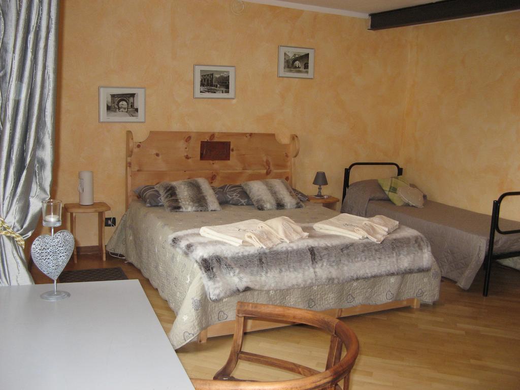 Maison Besenval Διαμέρισμα Αόστα Δωμάτιο φωτογραφία